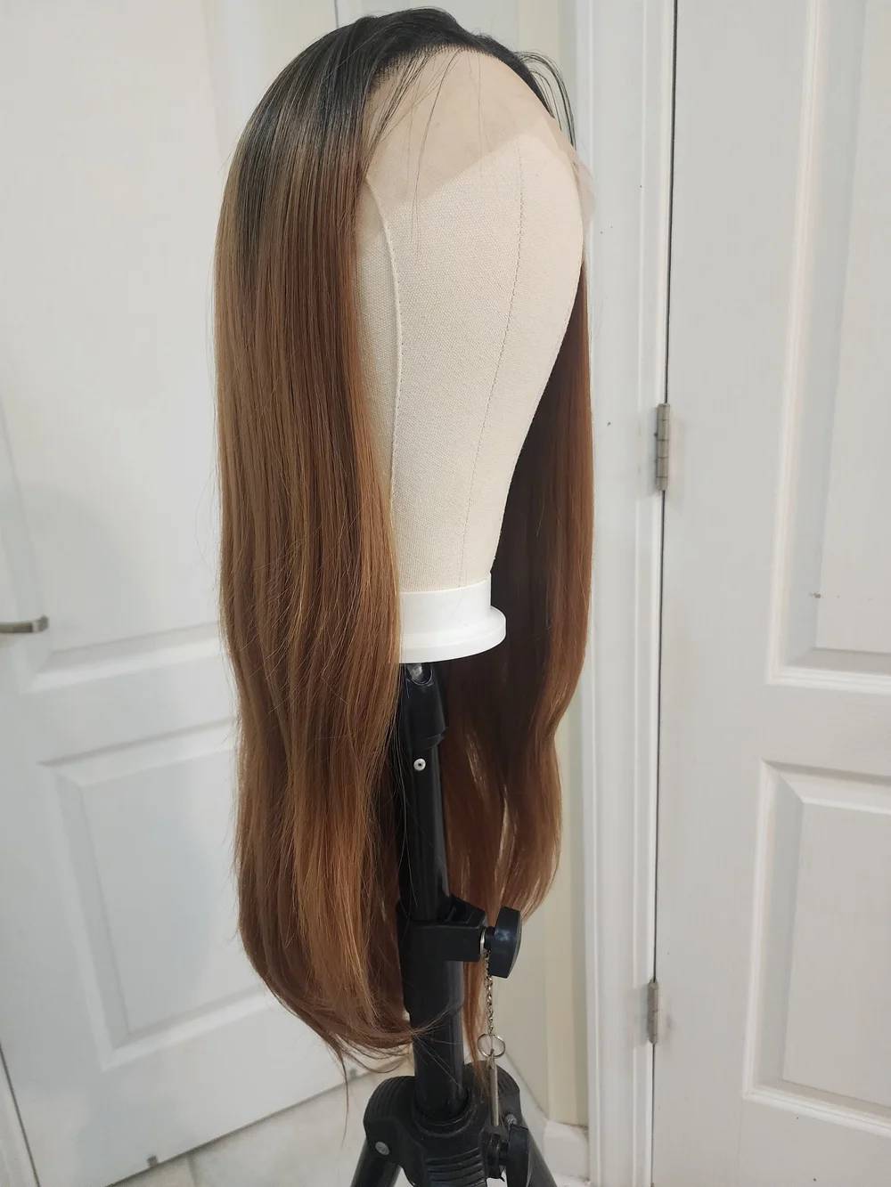 Women’s Lace Front Wig - Brown Ombre Long Straight
